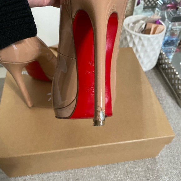 Authentic Loubs - Picture 2 of 4
